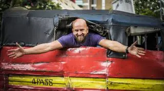 18 WHEELS ACROSS AFRICA