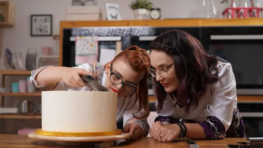 SWEET BAKING Distribution TVN